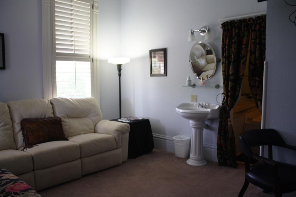 Angel'S Nest Bed and Breakfast Weatherford Rum bild
